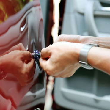 Безбарвне видалення вм'ятин