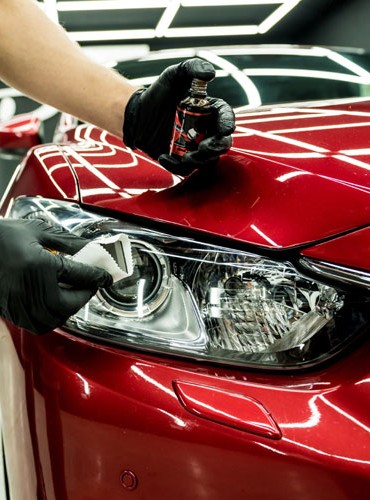 Полірування фар автомобіля