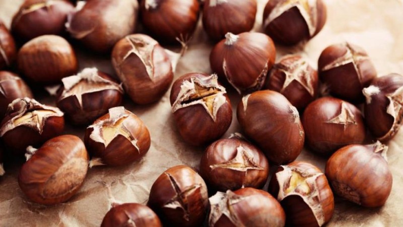 Вмятины от каштанов. Как удалить такие вмятины?